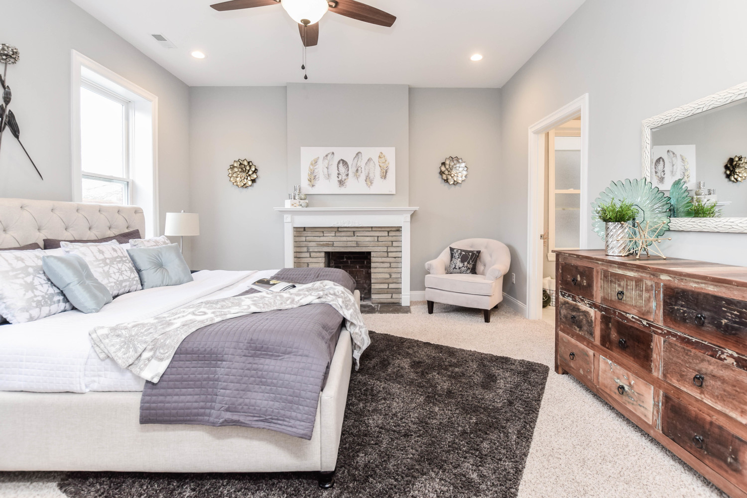 Hometenders Home Staging St Louis (61)