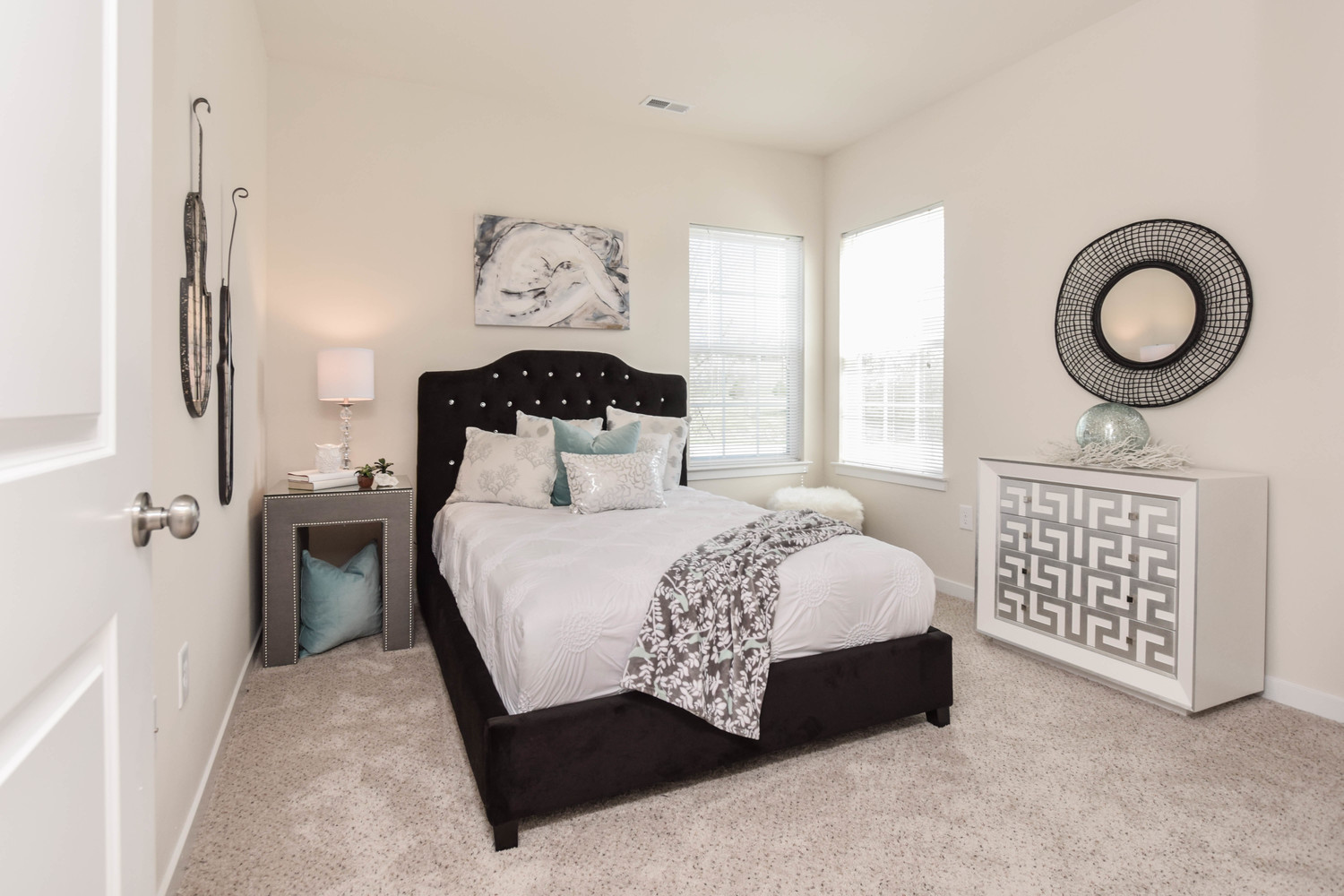 Hometenders Home Staging St Louis (70)