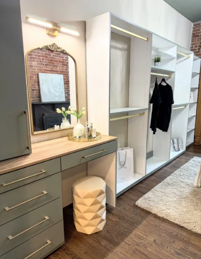 Professional home organizers in St. Louis