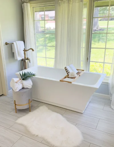 Luxury home staging in St. Louis bathroom