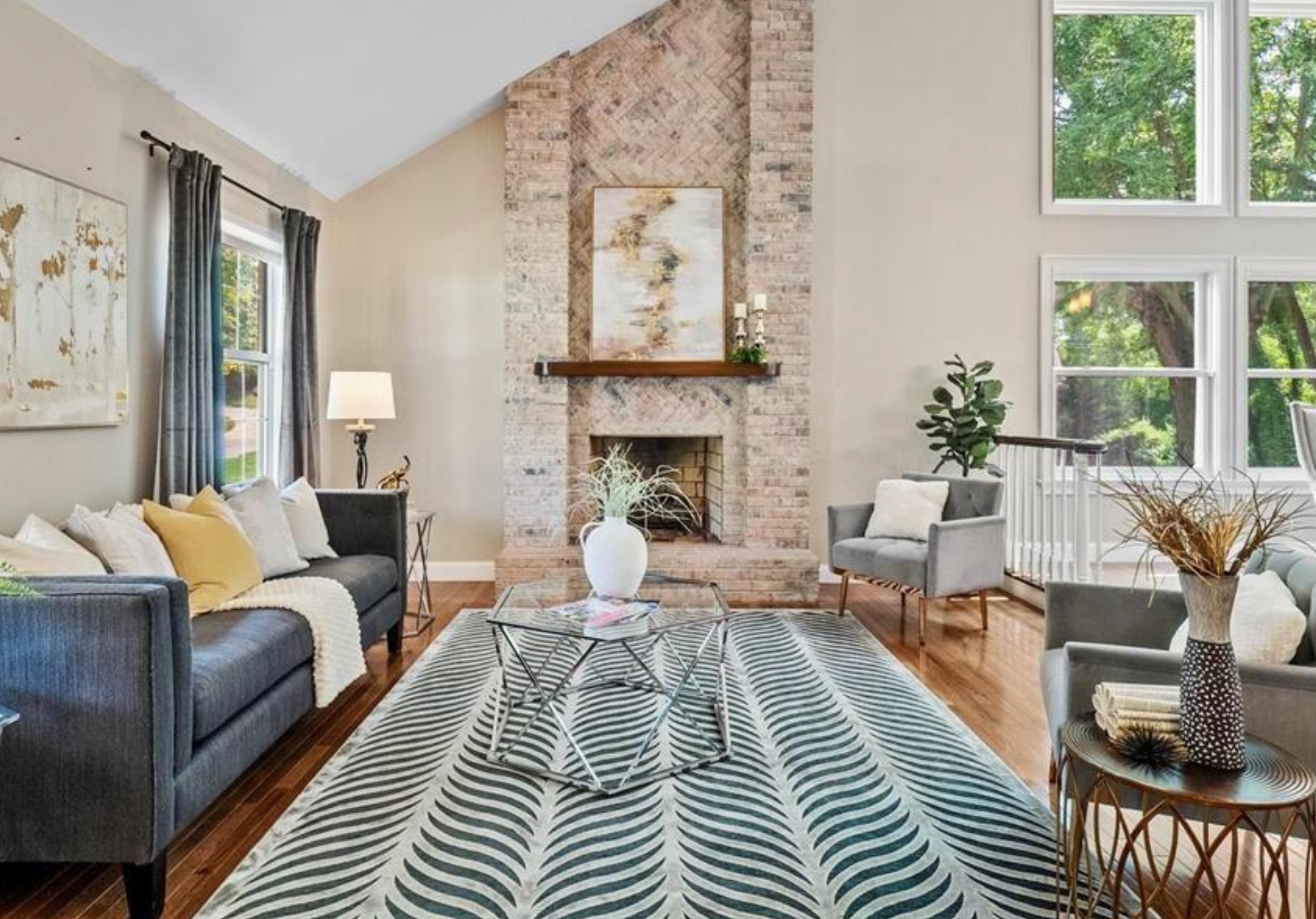 How to Prepare Your Home for Listing Photos in St. Louis - Hometenders Home Staging + Design